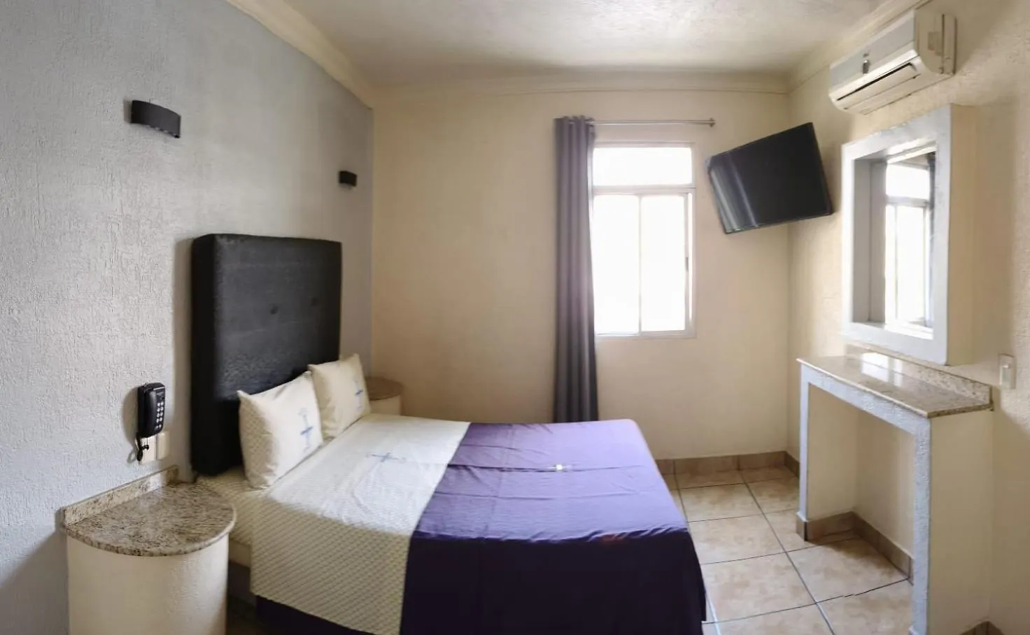 Hotel Astur (Adults Only) Guadalajara