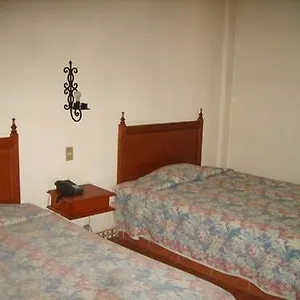2* Hotel San José