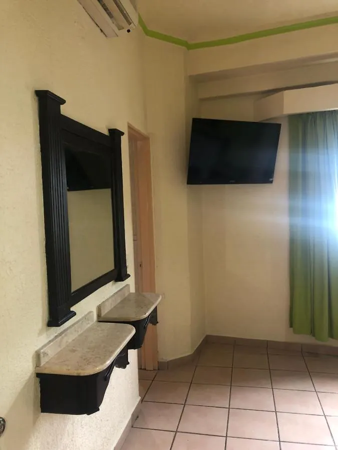 Hotel Astur (Adults Only) Guadalajara